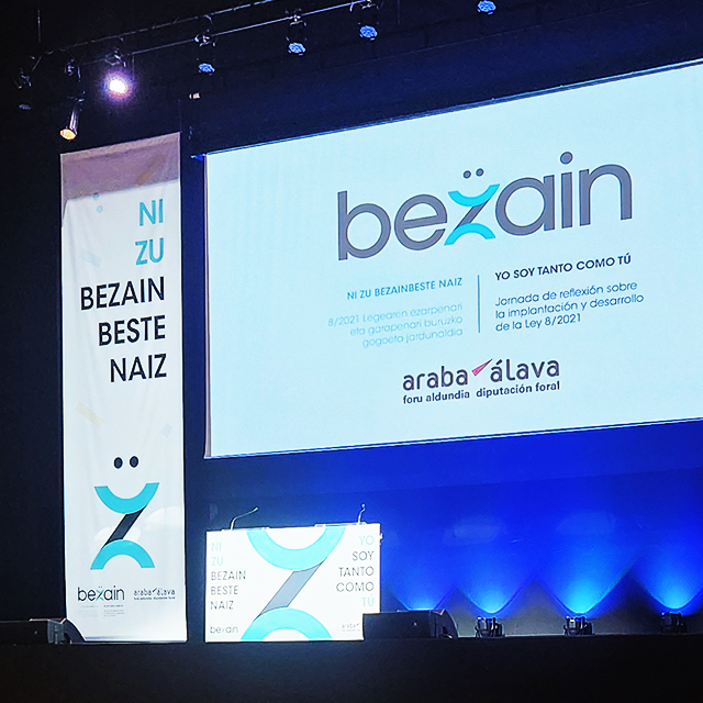 Bezain - Hover