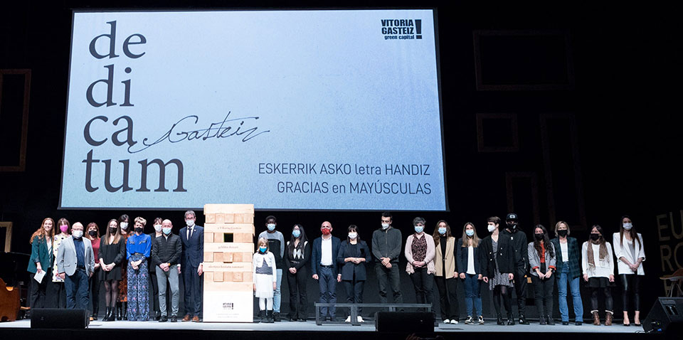 Imagen de la campaña de homenaje Dedicatum