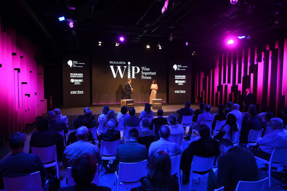 Imágenes de la presentación de WIP
